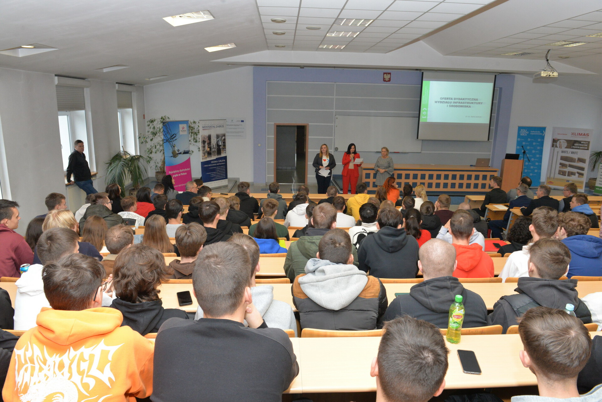 dsc_7052_resize-1.jpg