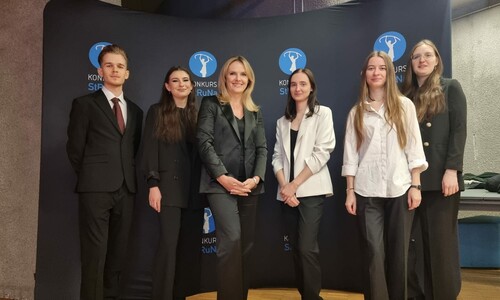 https://wis.pcz.pl/files/upload/_users/katarzyna.malmur2@pcz.pl/dziekanat/2024_2028/aktualnosci/kolanaukowe/agrobelak_pion.jpeg