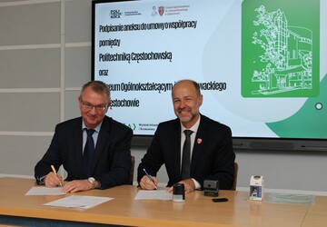 Uroczyste podpisanie aneksu do umowy Akademickie klasy z Liceum im. J. Słowackiego